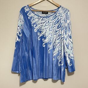 Bob Mackie Wearable Art Top Size 1X  Blue White
